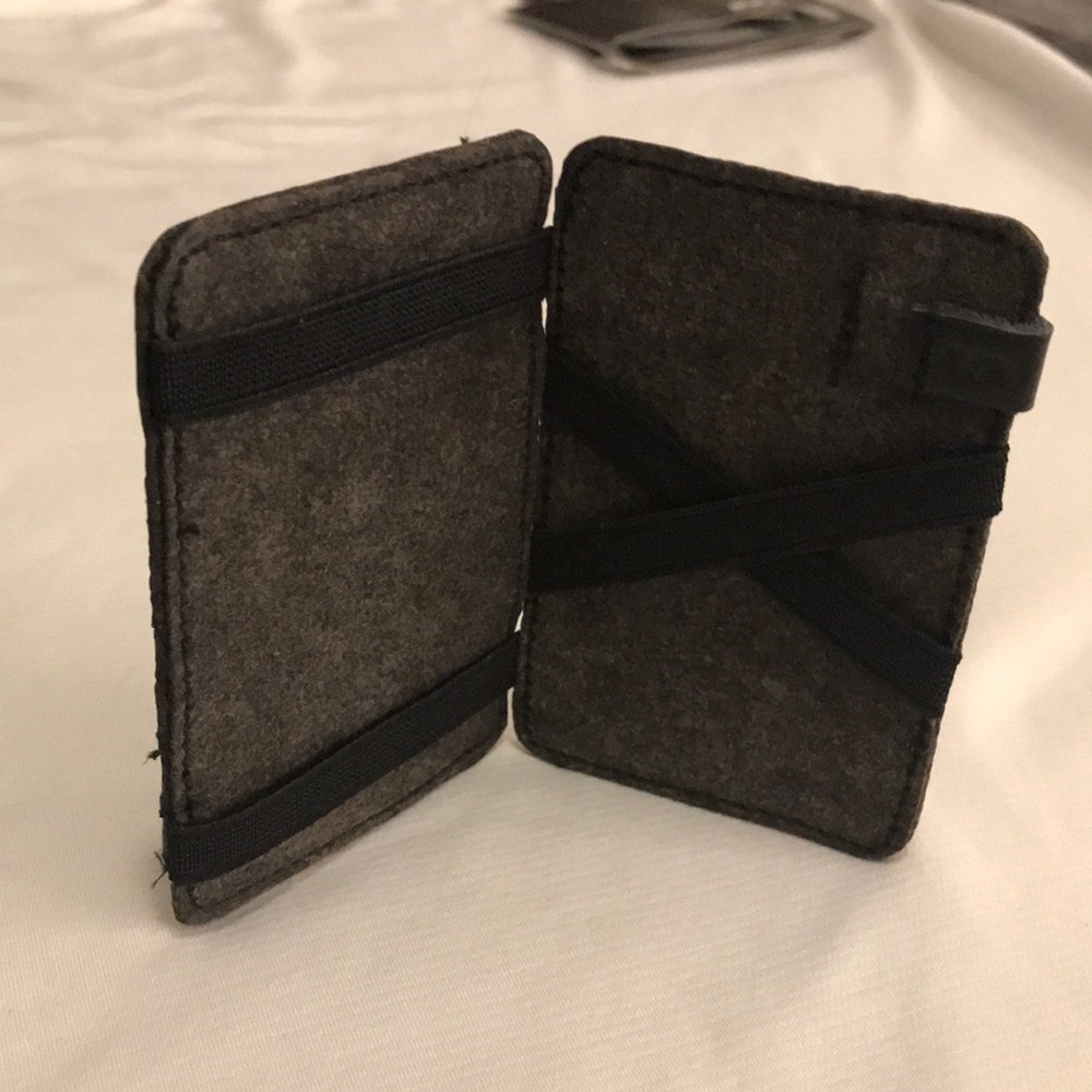 RVCA Magic wallet